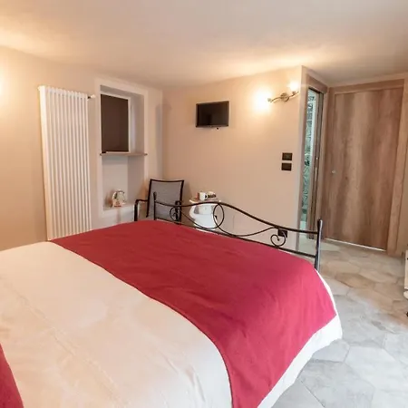 Ca' Ginet Bed & Breakfast Cravanzana