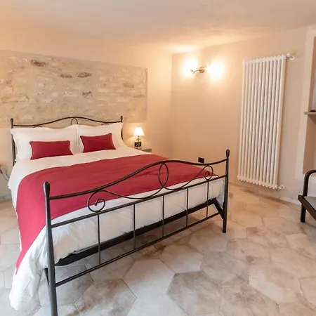 Ca' Ginet Oda ve Kahvaltı 3*