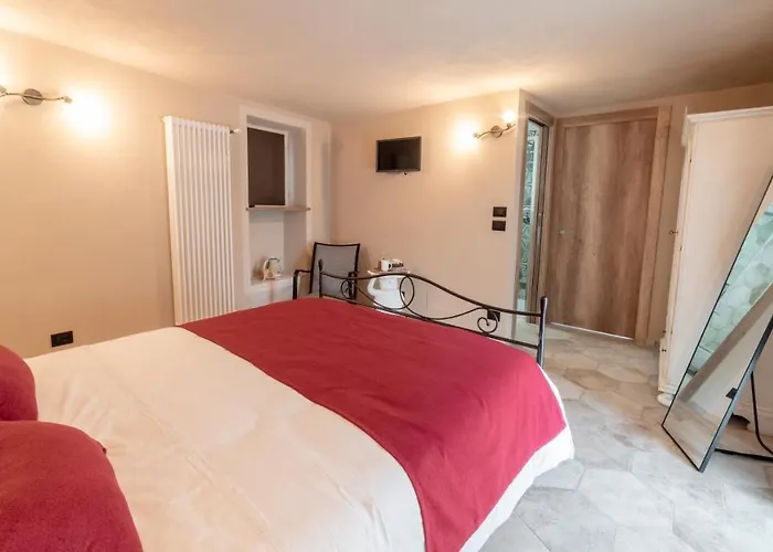 Ca' Ginet Bed & Breakfast Cravanzana